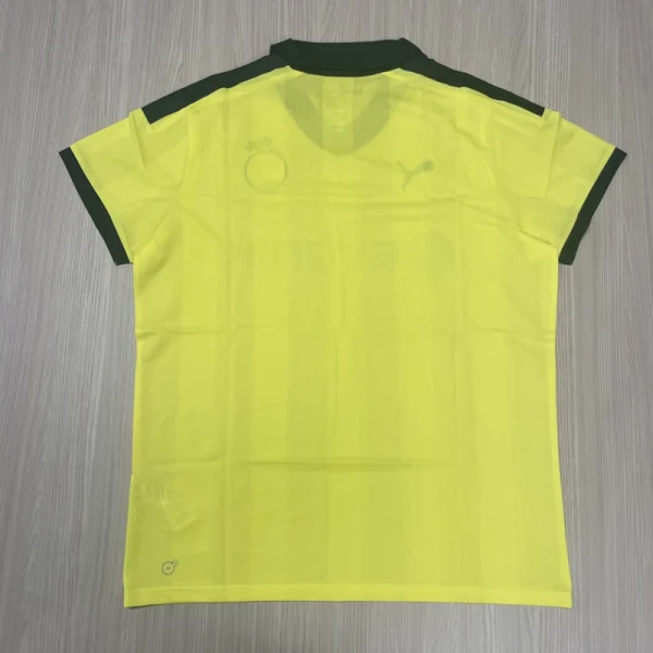 Borussia Dortmund Christmas/Winter Kit (2XL) - Image 2