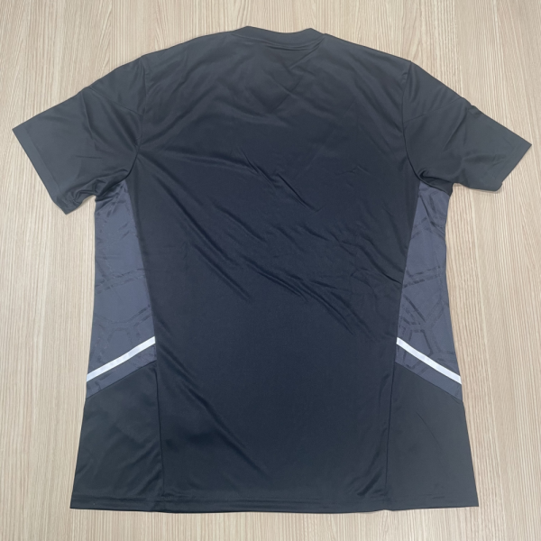 Manchester United Training Kit (XL) - Image 2
