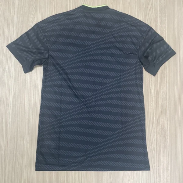 Real Madrid Third Kit (S) - Image 2